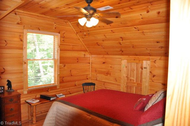 2124 Buck Mountain Road Purlear, NC 28665 - Photo 11 of 22