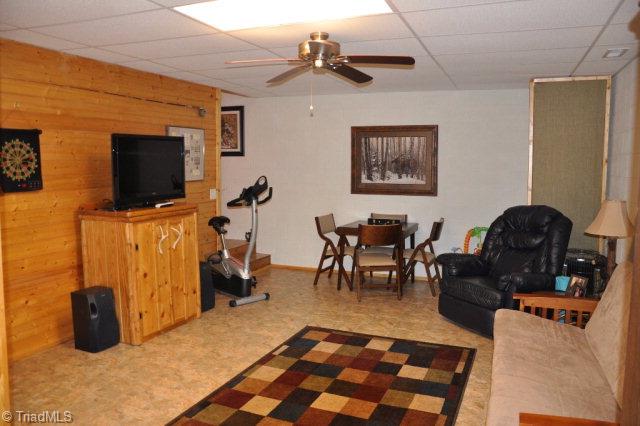 2124 Buck Mountain Road Purlear, NC 28665 - Photo 14 of 22