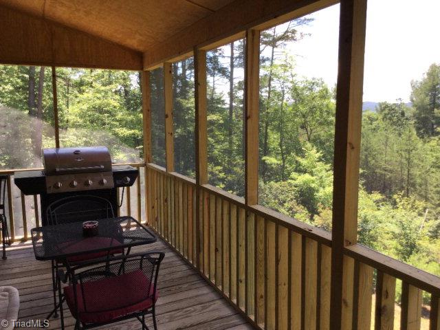 2124 Buck Mountain Road Purlear, NC 28665 - Photo 20 of 22