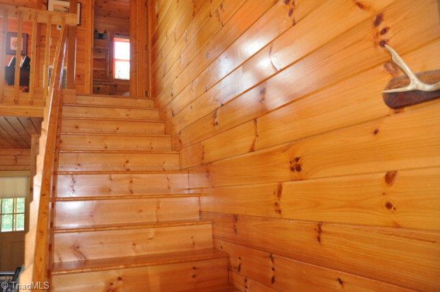 2124 Buck Mountain Road Purlear, NC 28665 - Photo 8 of 22