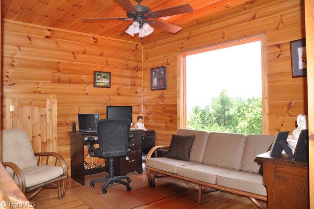 2124 Buck Mountain Road Purlear, NC 28665 - Photo 10 of 22