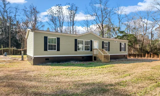 $240,000 | 1049 Imperial Drive, St. Stephen, SC 29479