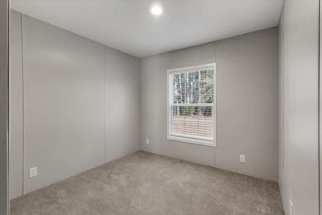 $240,000 | 1049 Imperial Drive, St. Stephen, SC 29479