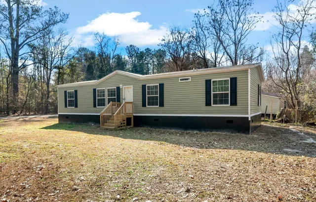 $240,000 | 1049 Imperial Drive, St. Stephen, SC 29479