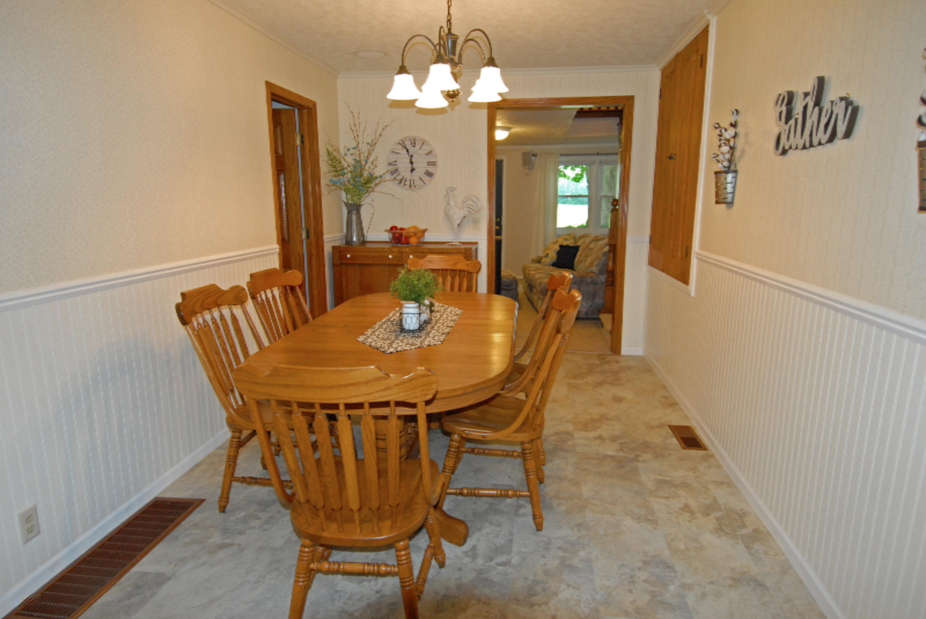 17156 Michigan Avenue Three Rivers, MI 49093 - Photo 15 of 47 Dining Room
