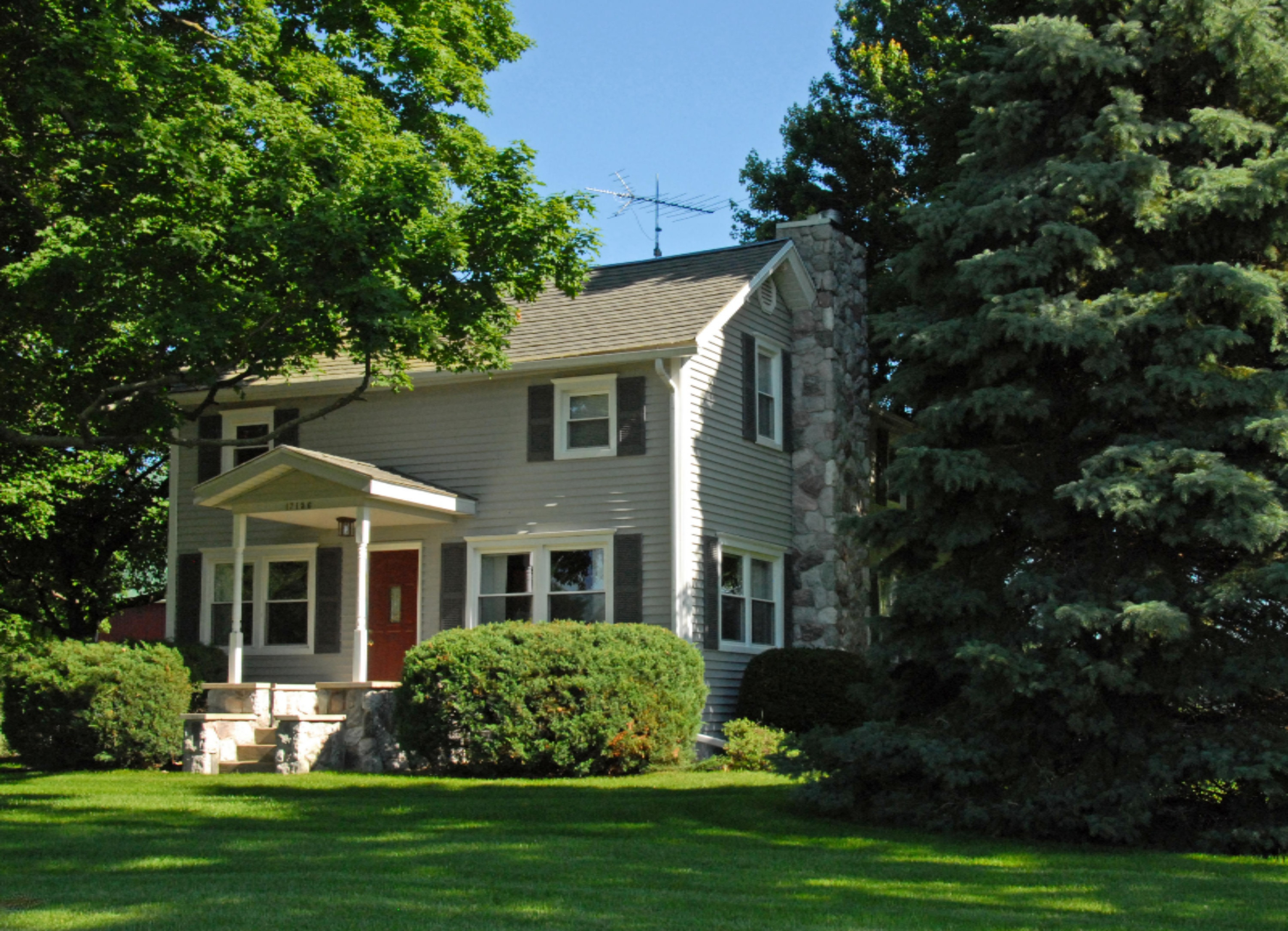 17156 Michigan Avenue Three Rivers, MI 49093 - Photo 3 of 47 House Front