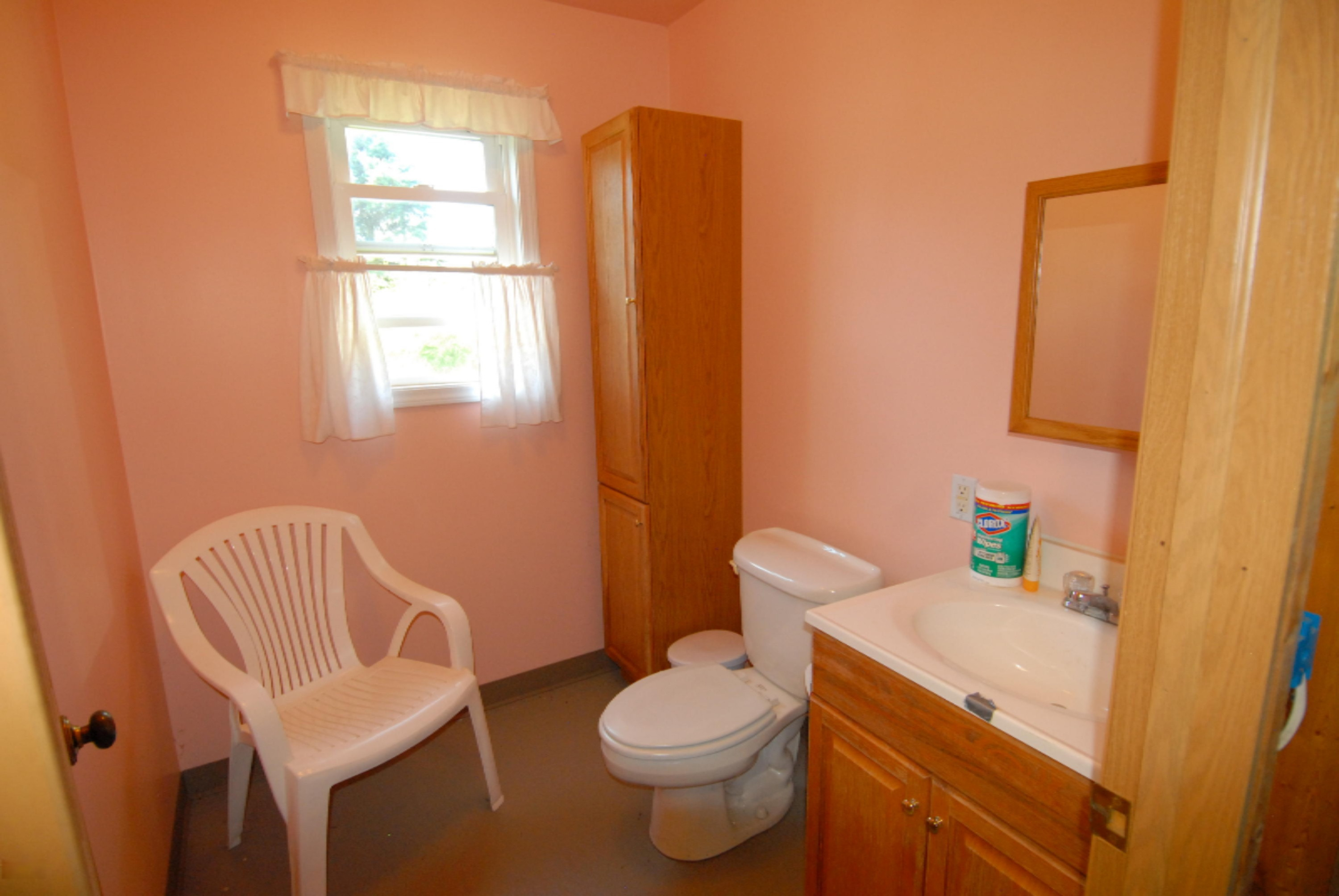 17156 Michigan Avenue Three Rivers, MI 49093 - Photo 42 of 47 Pool House batch room