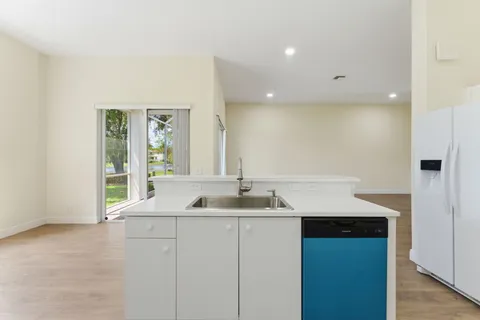 $1,100,000 | 1112 Skylark Drive, Weston, FL 33327