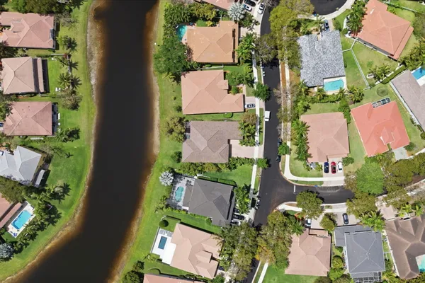 $1,100,000 | 1112 Skylark Drive, Weston, FL 33327