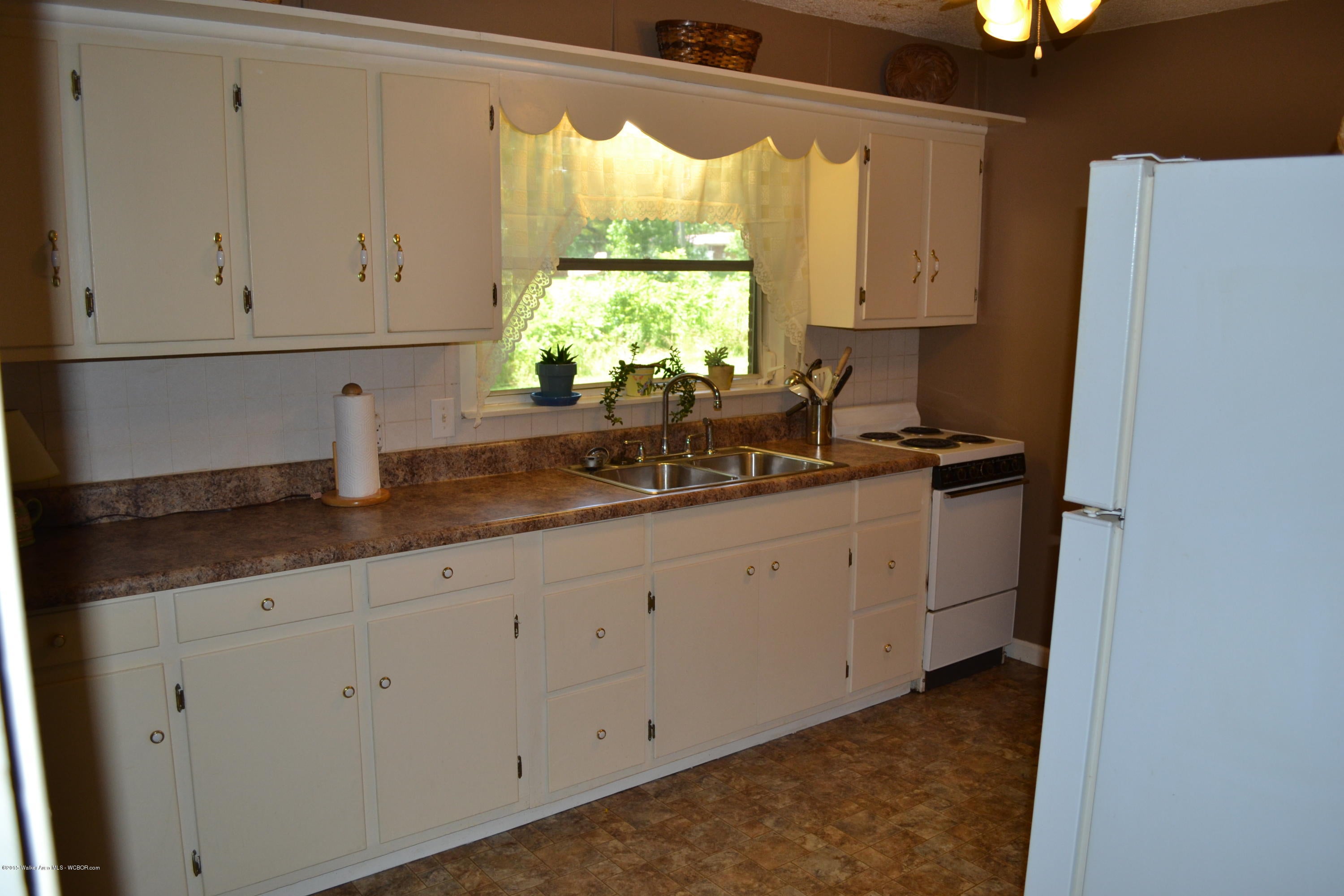 200 Zelles Road Jasper, AL 35503 - Photo 12 of 26 Gallery Image 12