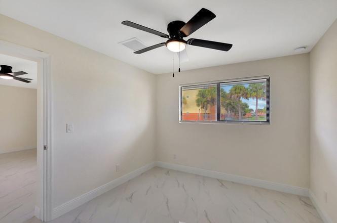 2016 Avenue South Riviera Beach, FL 33404 - Photo 7 of 17 an empty room