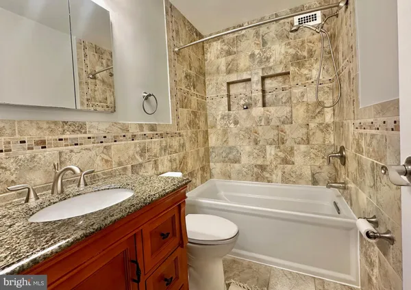 $2,950 | 4977 Battery Lane, Unit 1610, Bethesda, MD 20814