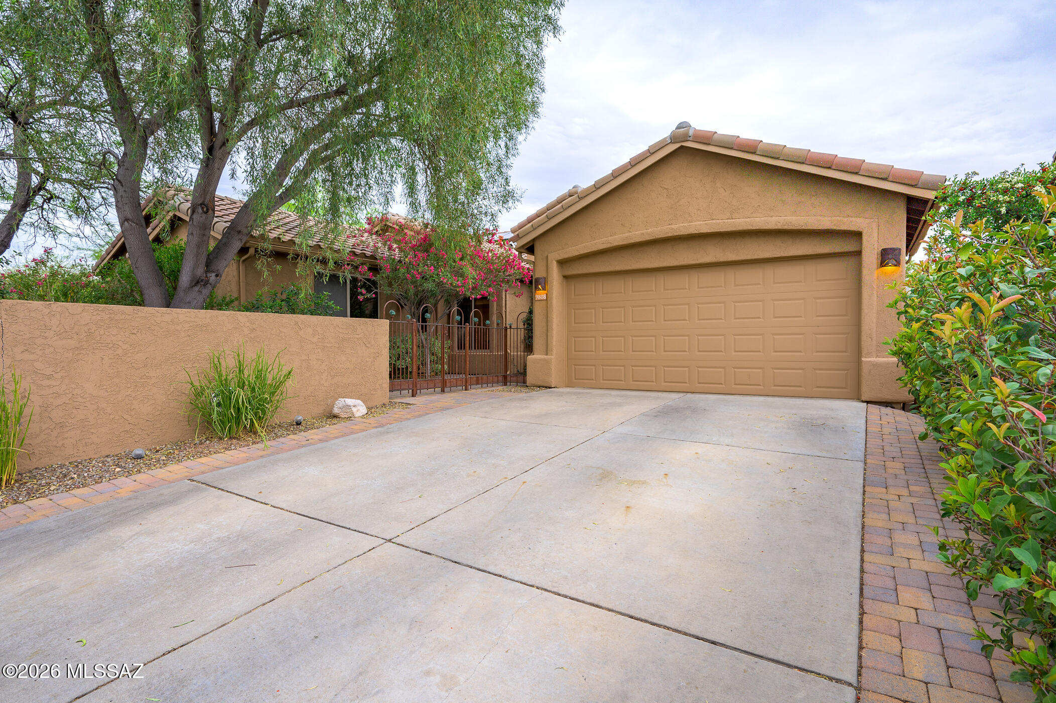 9808 East Rock Ridge Court Tucson, AZ 85749 - Photo 2 of 51 RockRidge-13