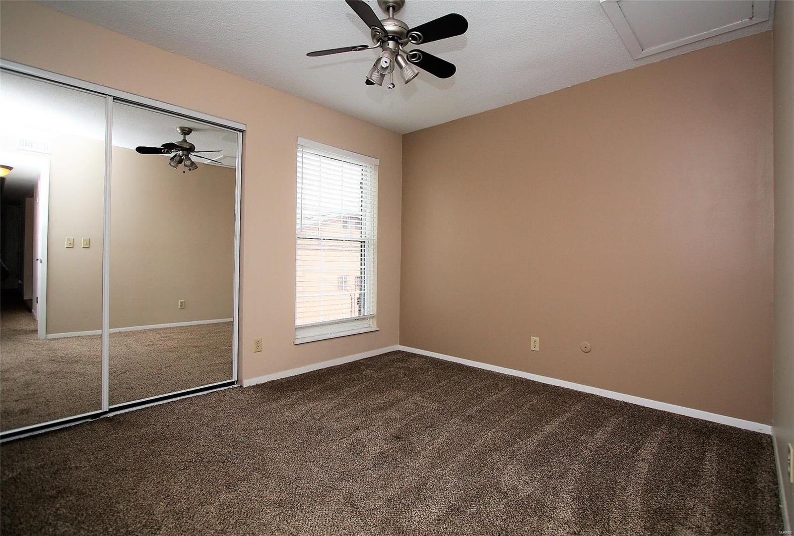 5571 Heintz Road, Unit 4 St. Louis, MO 63129 - Photo 11 of 15 Gallery Image 11