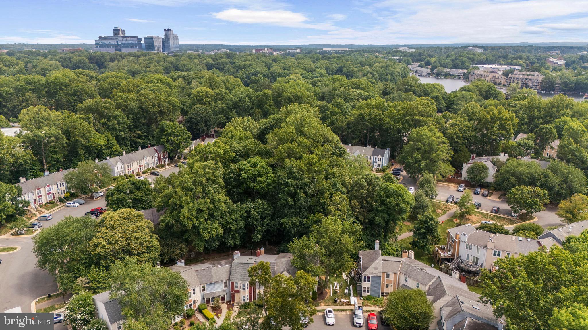 2137 Whisper Way Reston, VA 20191 - Photo 30 of 32