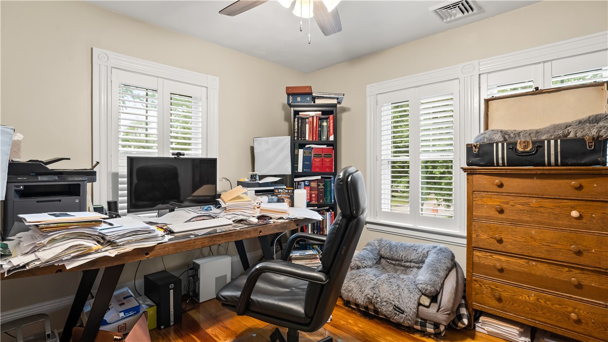 29 Burt Street Warwick, RI 02886 - Photo 26 of 46