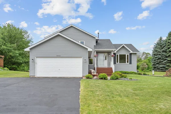 $475,000 | 8461 Vagabond Lane North, Maple Grove, MN 55311
