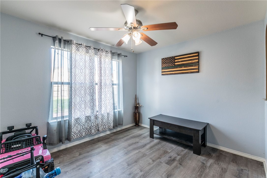 302 Fallen Leaf Lane Temple, TX 76502 - Photo 14 of 27