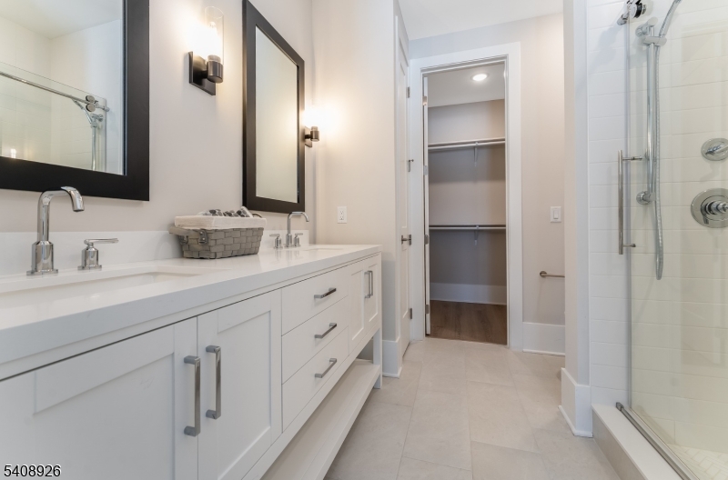 175 Jasmine Drive Warren, NJ 07059 - Photo 18 of 20