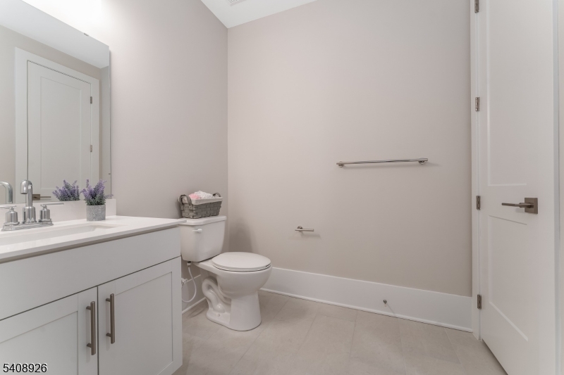 175 Jasmine Drive Warren, NJ 07059 - Photo 10 of 20