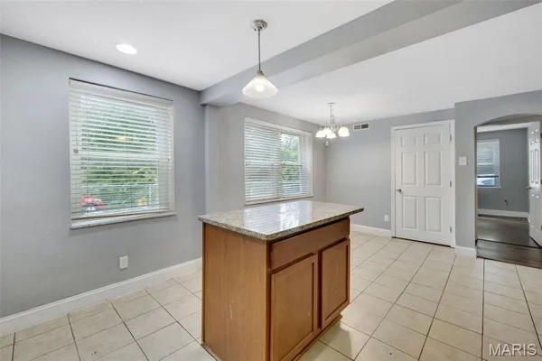 $3,000,000 | 7723 Wild Plum Lane, St. Louis, MO 63130