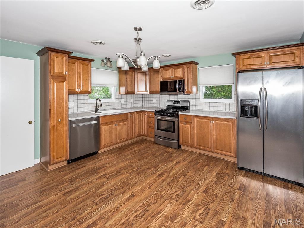 1415 13th Street Highland, IL 62249 - Photo 6 of 21