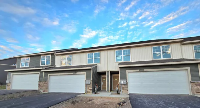 $335,000 | 13680 Kaylemore Trail, Rosemount, MN 55068