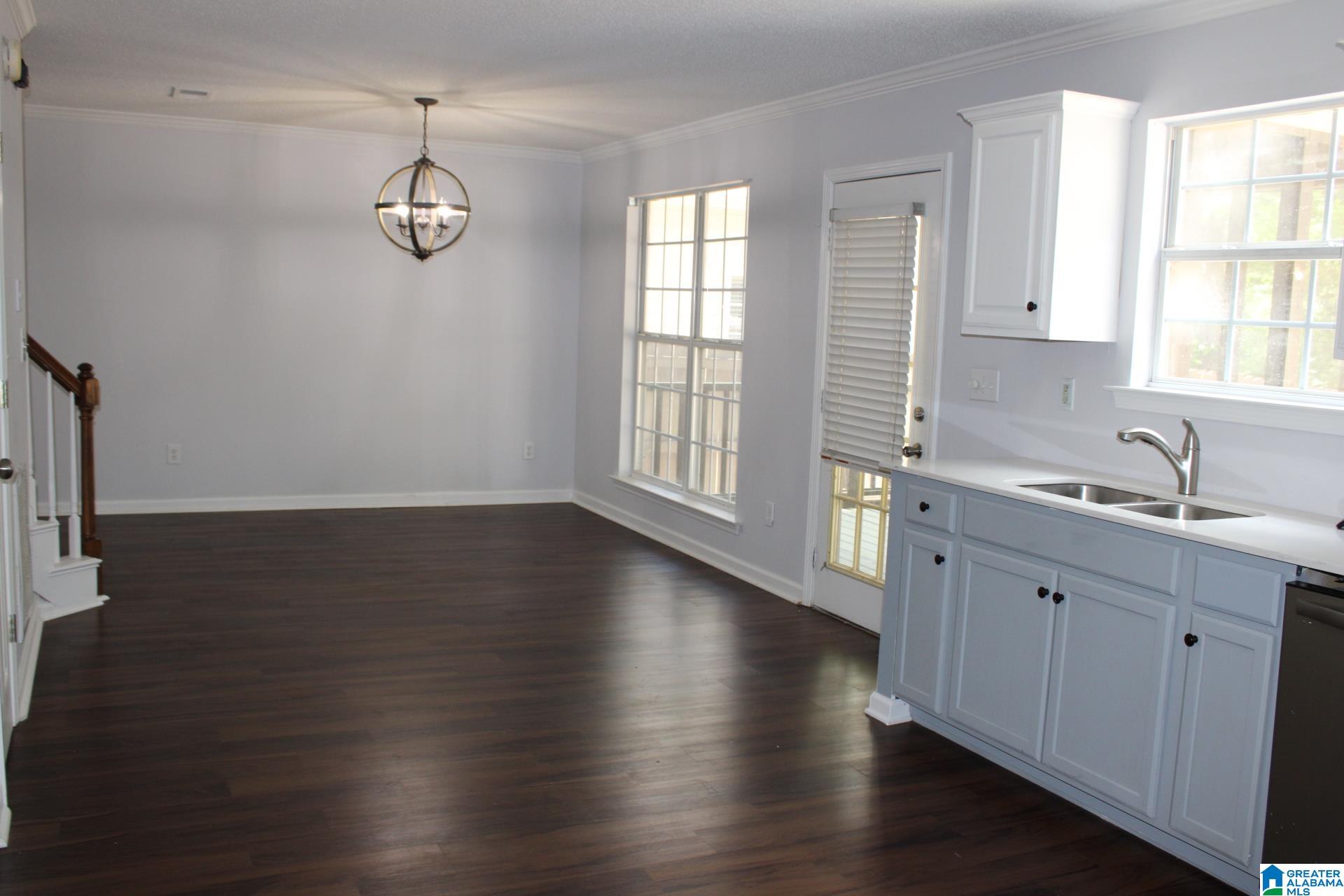 264 Warwick Lane Alabaster, AL 35007 - Photo 5 of 28