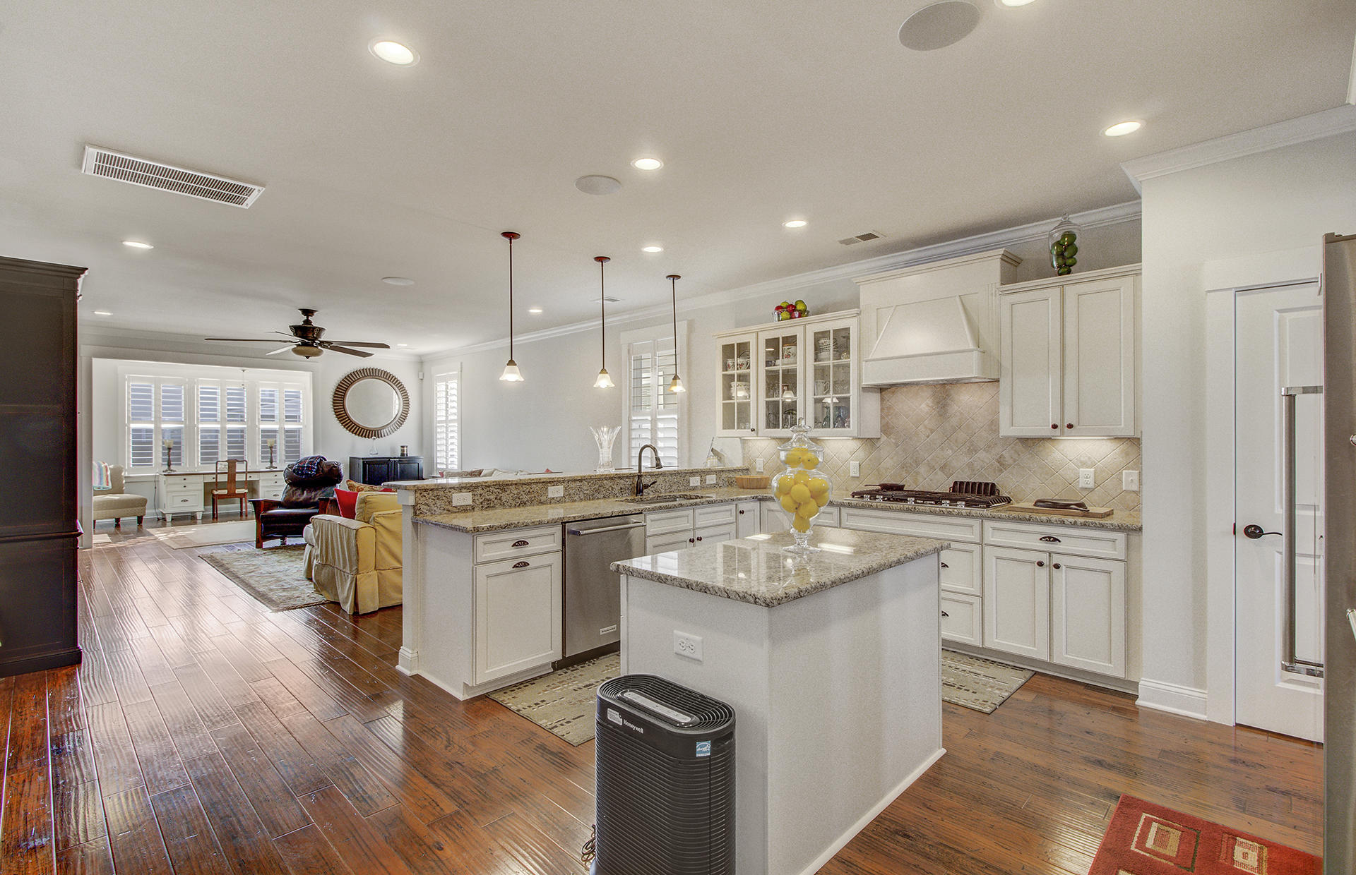 2811 Rutherford Way Charleston, SC 29414 - Photo 10 of 42 10