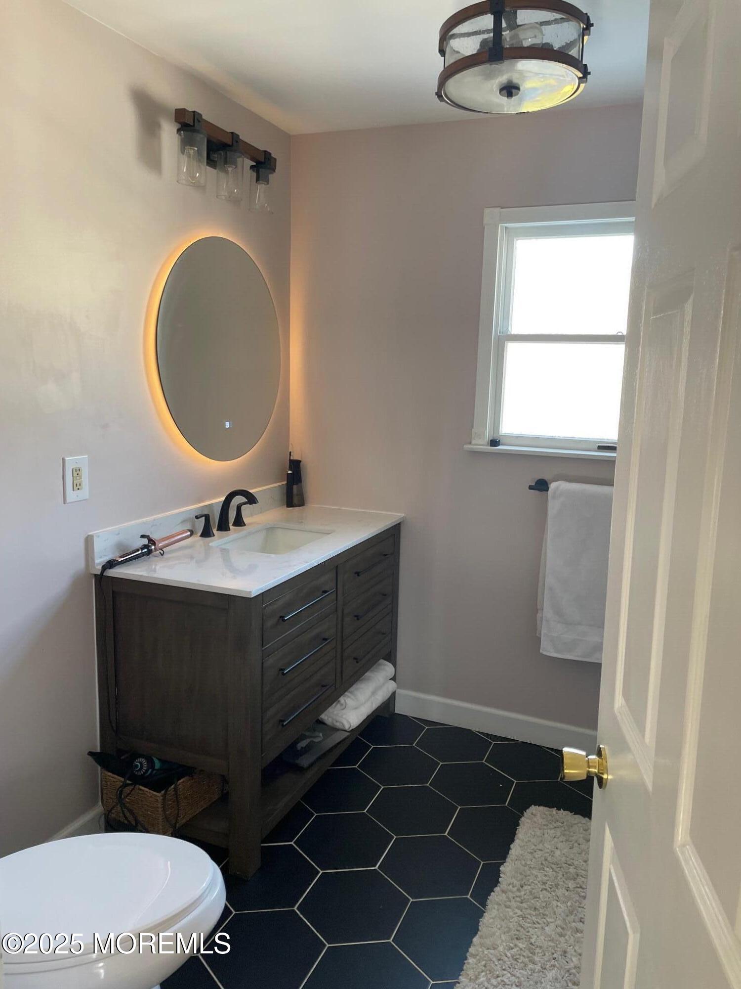 243 Sunset Lane Howell, NJ 07731 - Photo 11 of 22 IMG_2569