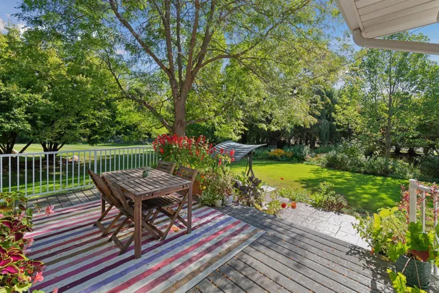 $885,000 | 1646 Isabella Parkway, Chaska, MN 55318