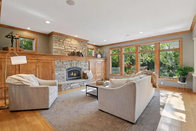 $885,000 | 1646 Isabella Parkway, Chaska, MN 55318