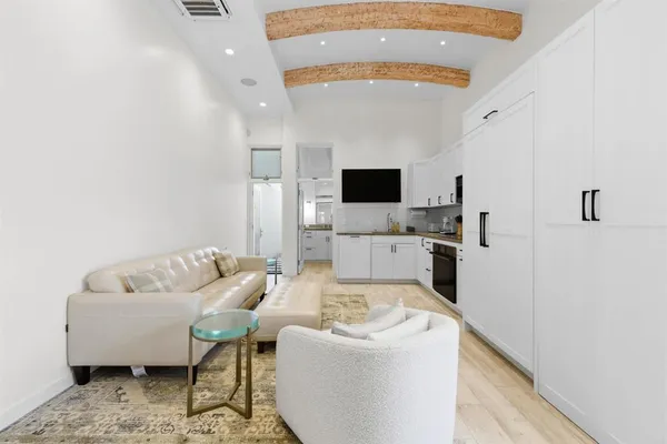 $4,200,000 | 1615 Ocean Front Street, San Diego, CA 92107