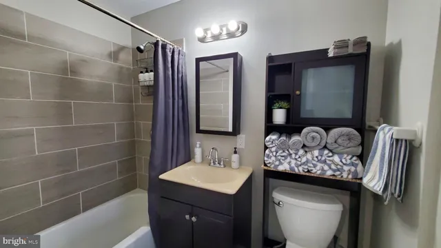 $1,800 | 244 South Exeter Street, Unit 3, Baltimore, MD 21202