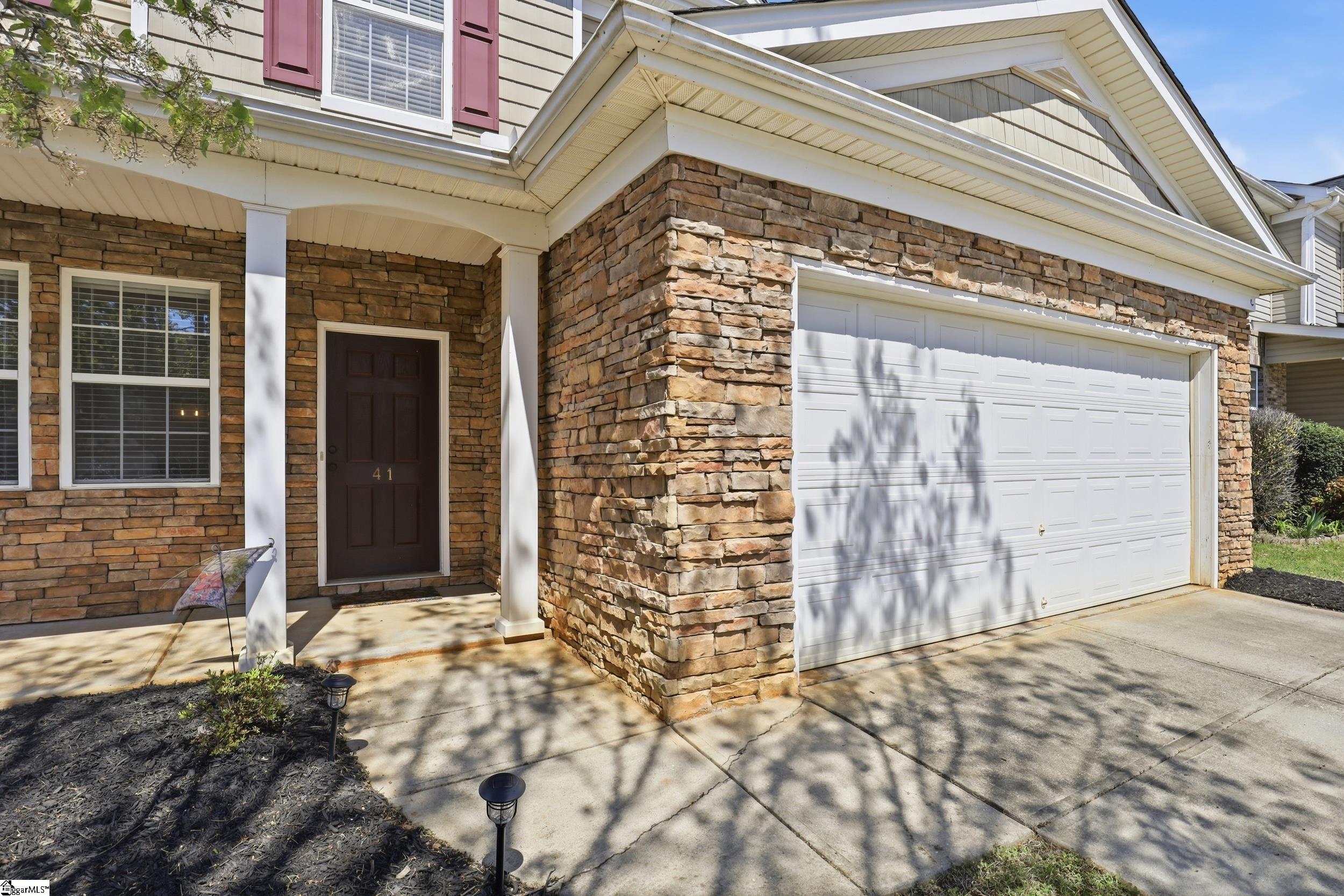 41 Border Avenue Simpsonville, SC 29680 - Photo 2 of 40