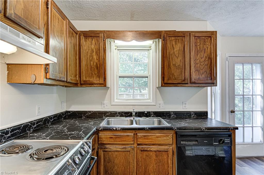 103 Joe Moore Road Thomasville, NC 27360 - Photo 17 of 26 Gallery Image 17