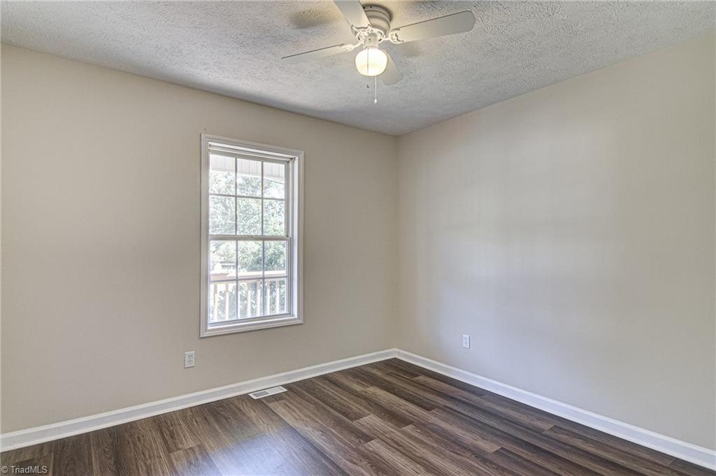 103 Joe Moore Road Thomasville, NC 27360 - Photo 18 of 26 Gallery Image 18