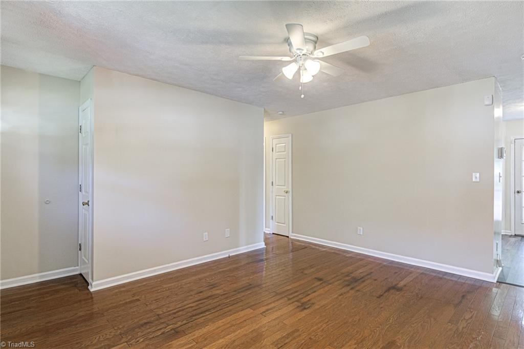 103 Joe Moore Road Thomasville, NC 27360 - Photo 4 of 26 Gallery Image 4