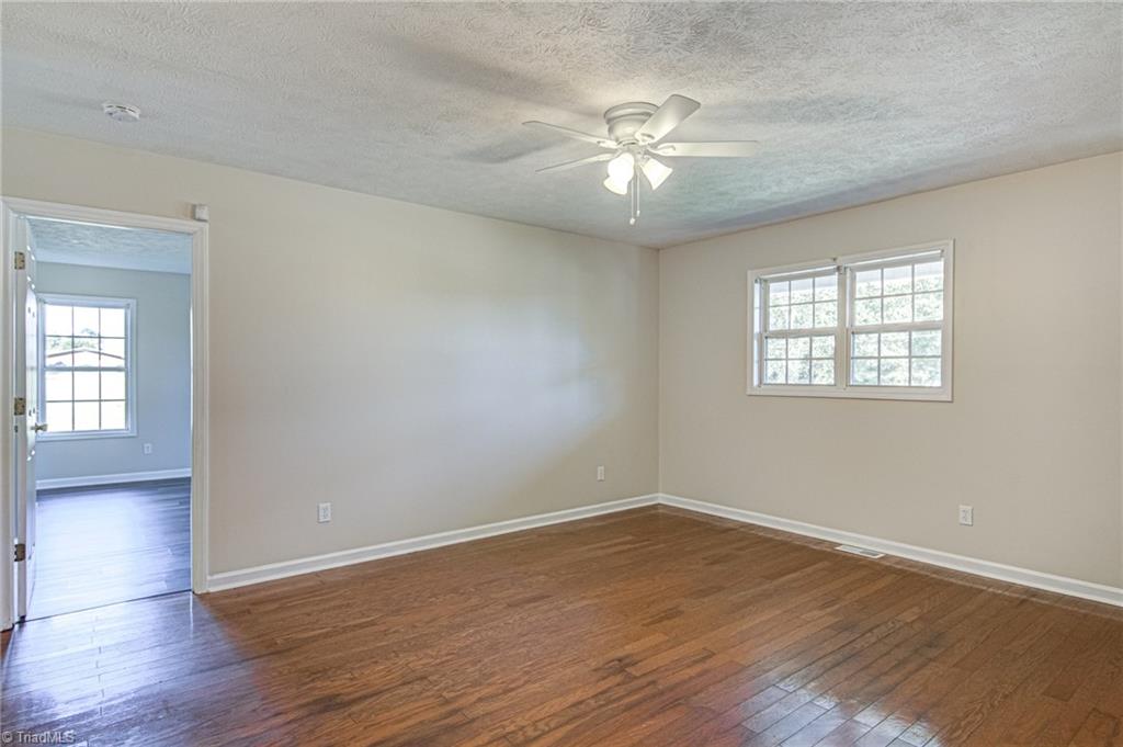 103 Joe Moore Road Thomasville, NC 27360 - Photo 5 of 26 Gallery Image 5