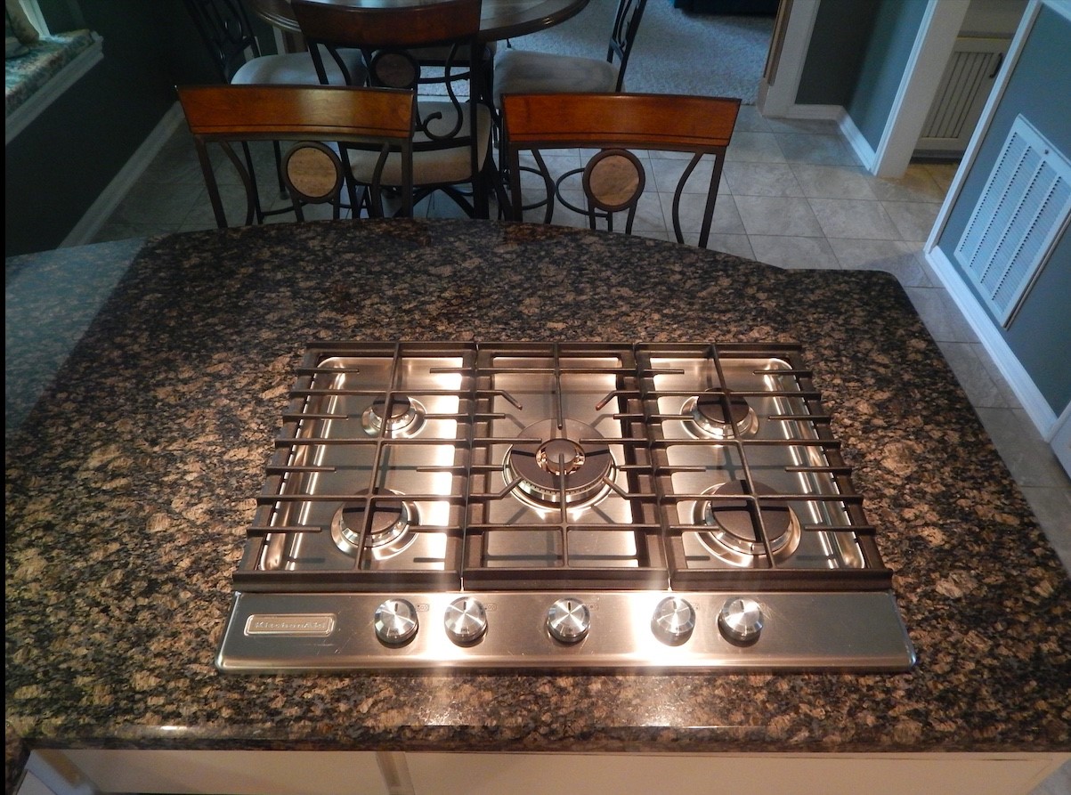 5219 Glenmere Lane Spring, TX 77379 - Photo 10 of 36 a closeup of a stove