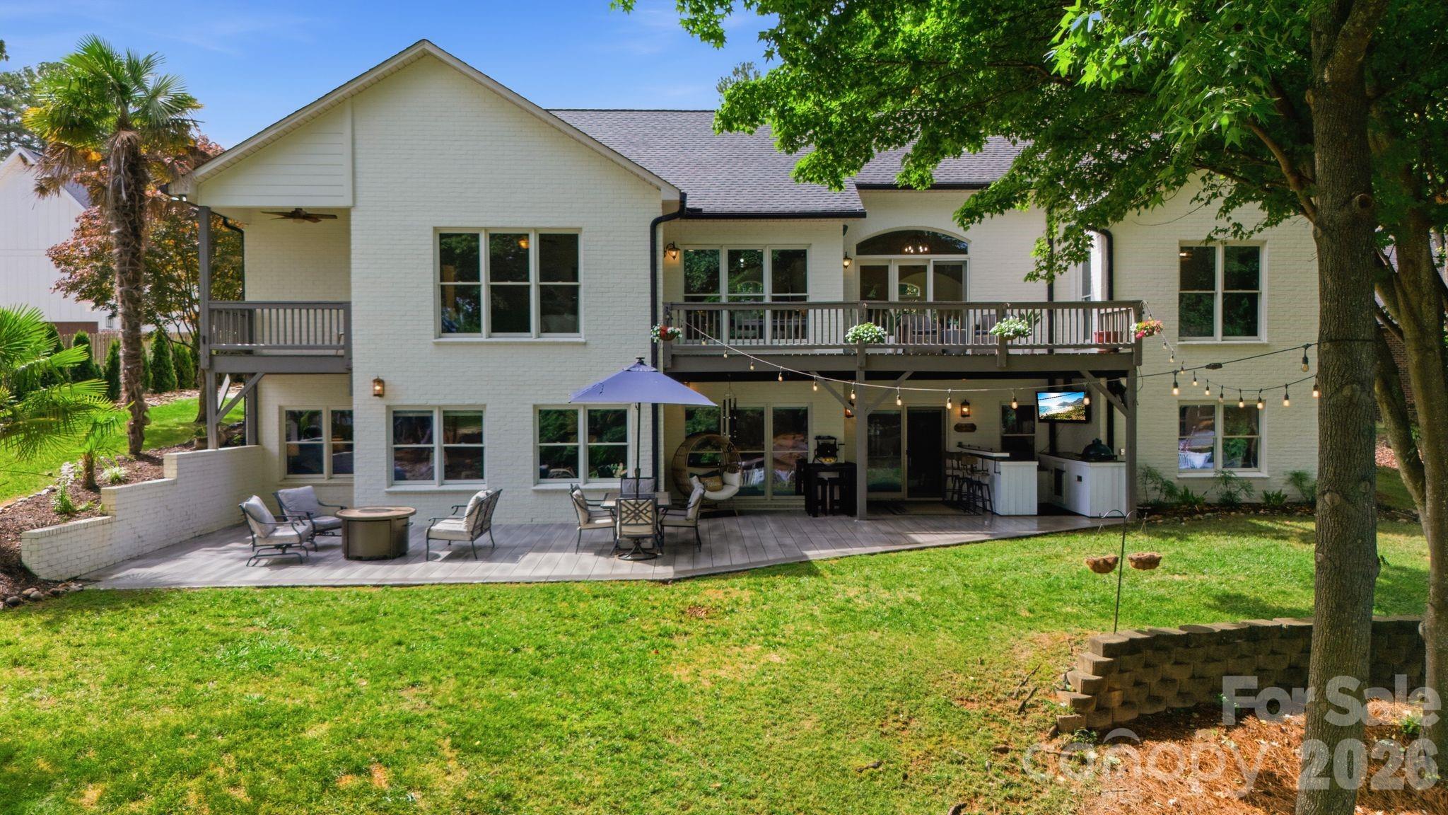 7559 Rabbit Circle Denver, NC 28037 - Photo 4 of 48 Gallery Image 4