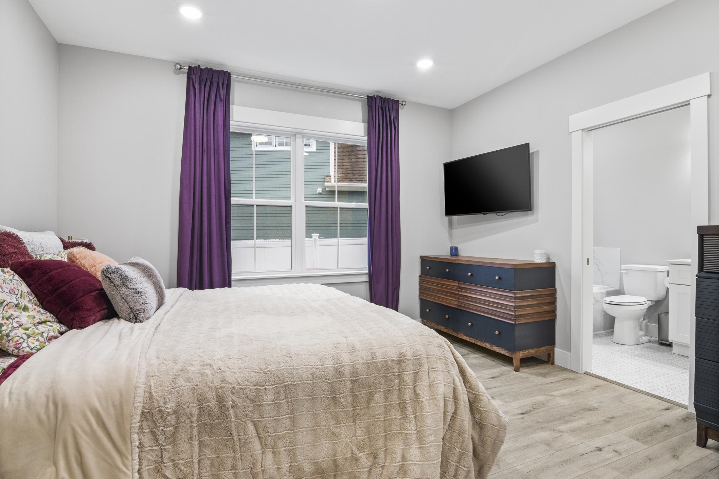 10708 Shrewbury Road Traverse City, MI 49684 - Photo 23 of 32