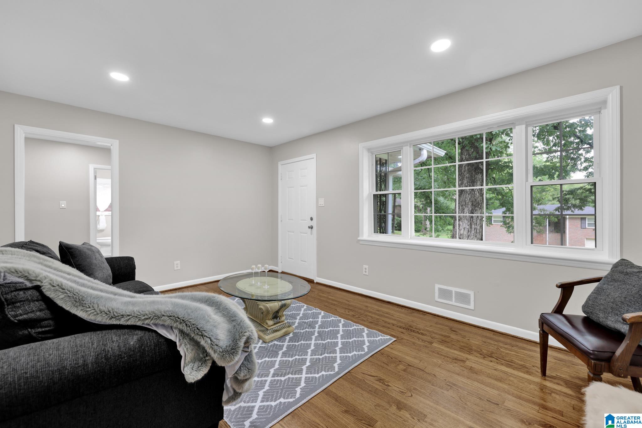 429 Hickory Street Birmingham, AL 35206 - Photo 4 of 27