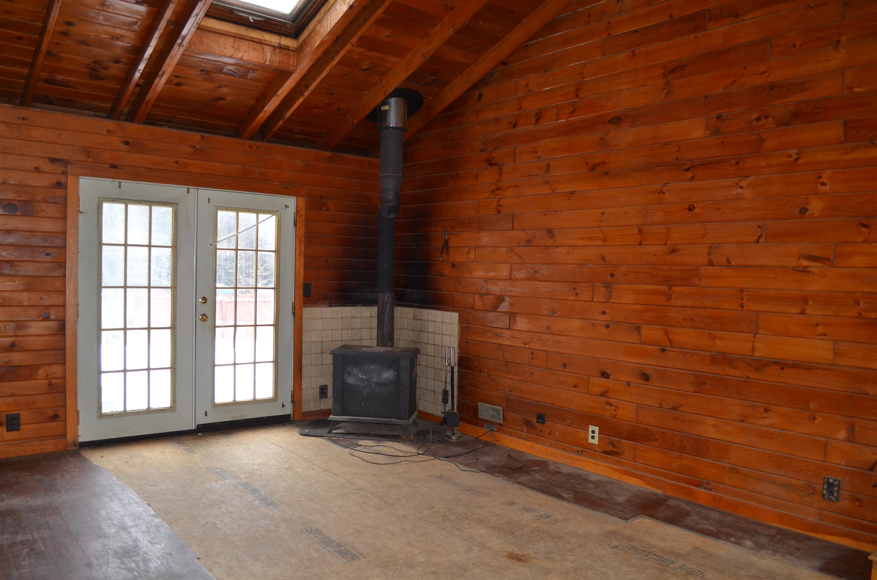 148 Old Richmond Road Swanzey, NH 03446 - Photo 4 of 22