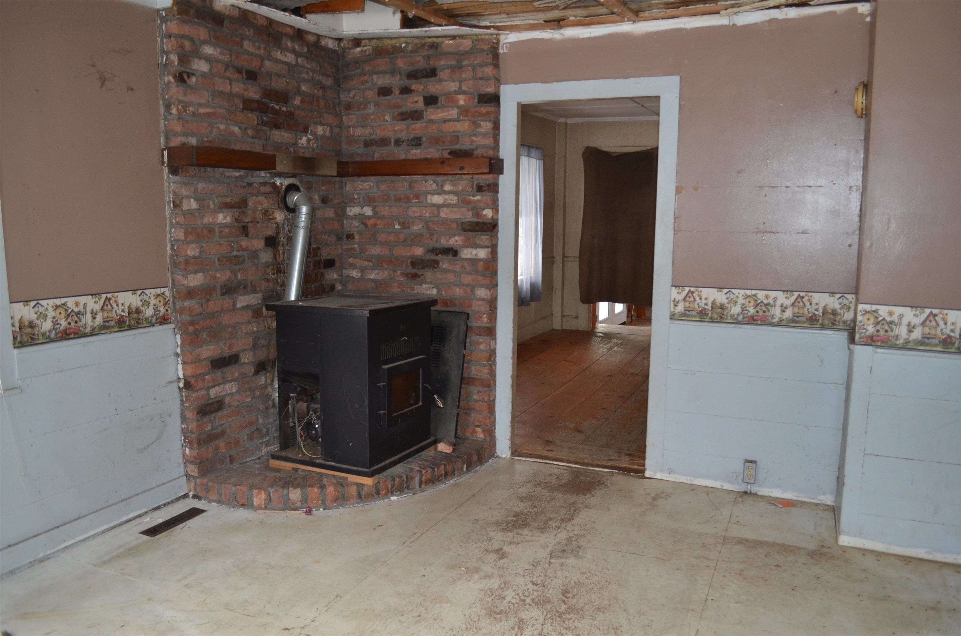 148 Old Richmond Road Swanzey, NH 03446 - Photo 8 of 22