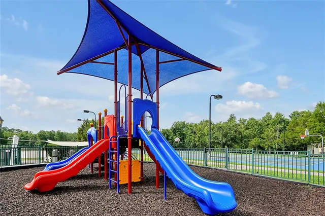 a view of a tennis court