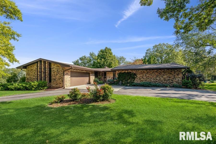 307 Woodlawn Road Long Grove, IA 52756 - Photo 1 of 19 Gallery Image 1