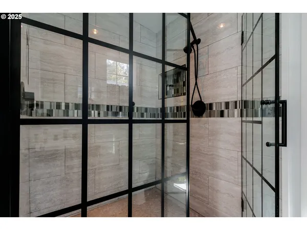 $699,000 | 1755 East 43rd Avenue, Eugene, OR 97405