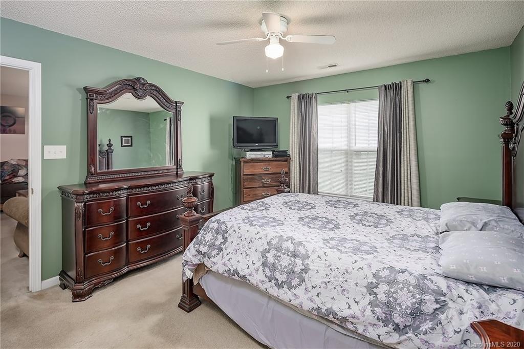 3552 Nevin Brook Road Charlotte, NC 28269 - Photo 17 of 30 Gallery Image 17