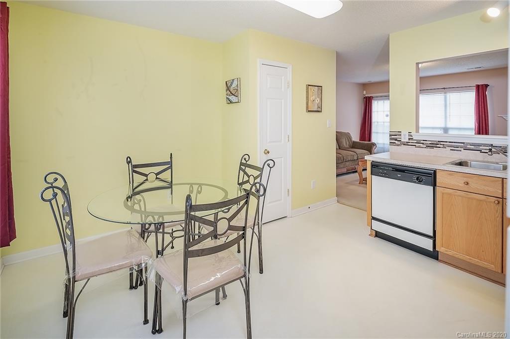 3552 Nevin Brook Road Charlotte, NC 28269 - Photo 7 of 30 Gallery Image 7